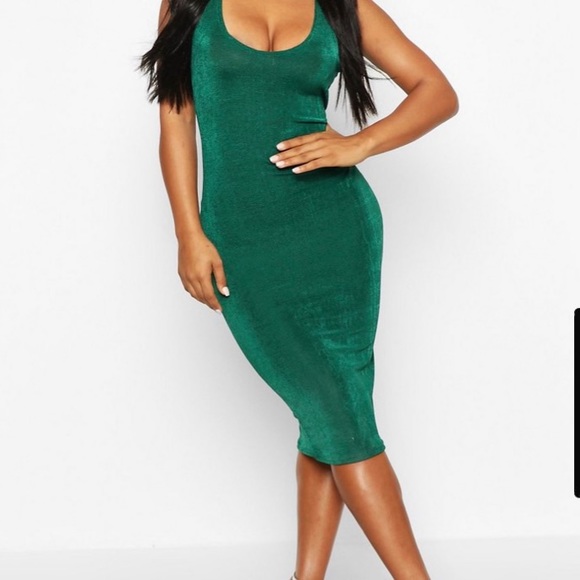 Boohoo Dresses & Skirts - 🔥 Boohoo Green Body Con Stretch Dress